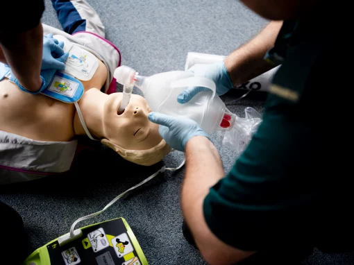 Basic Life Support and Safe Use of an AED Basic Life Support and Safe Use of an AED